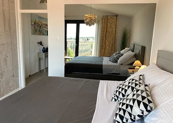 Vista Center Apartment